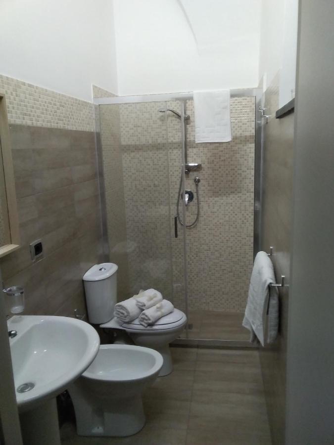 Vittorio Emanuele House Apartment Catania Bagian luar foto