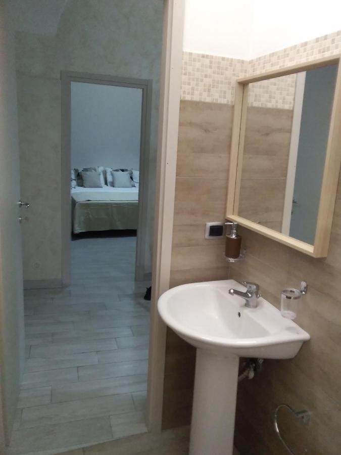 Vittorio Emanuele House Apartment Catania Bagian luar foto
