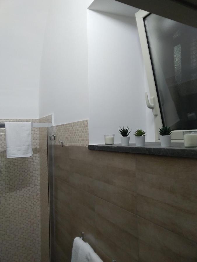 Vittorio Emanuele House Apartment Catania Bagian luar foto