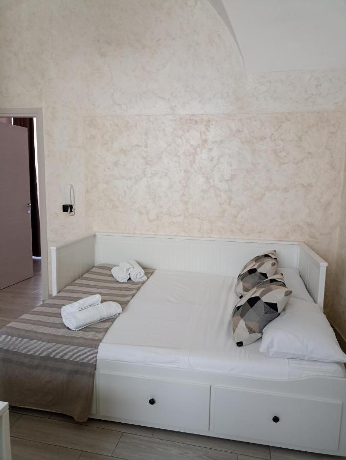 Vittorio Emanuele House Apartment Catania Bagian luar foto