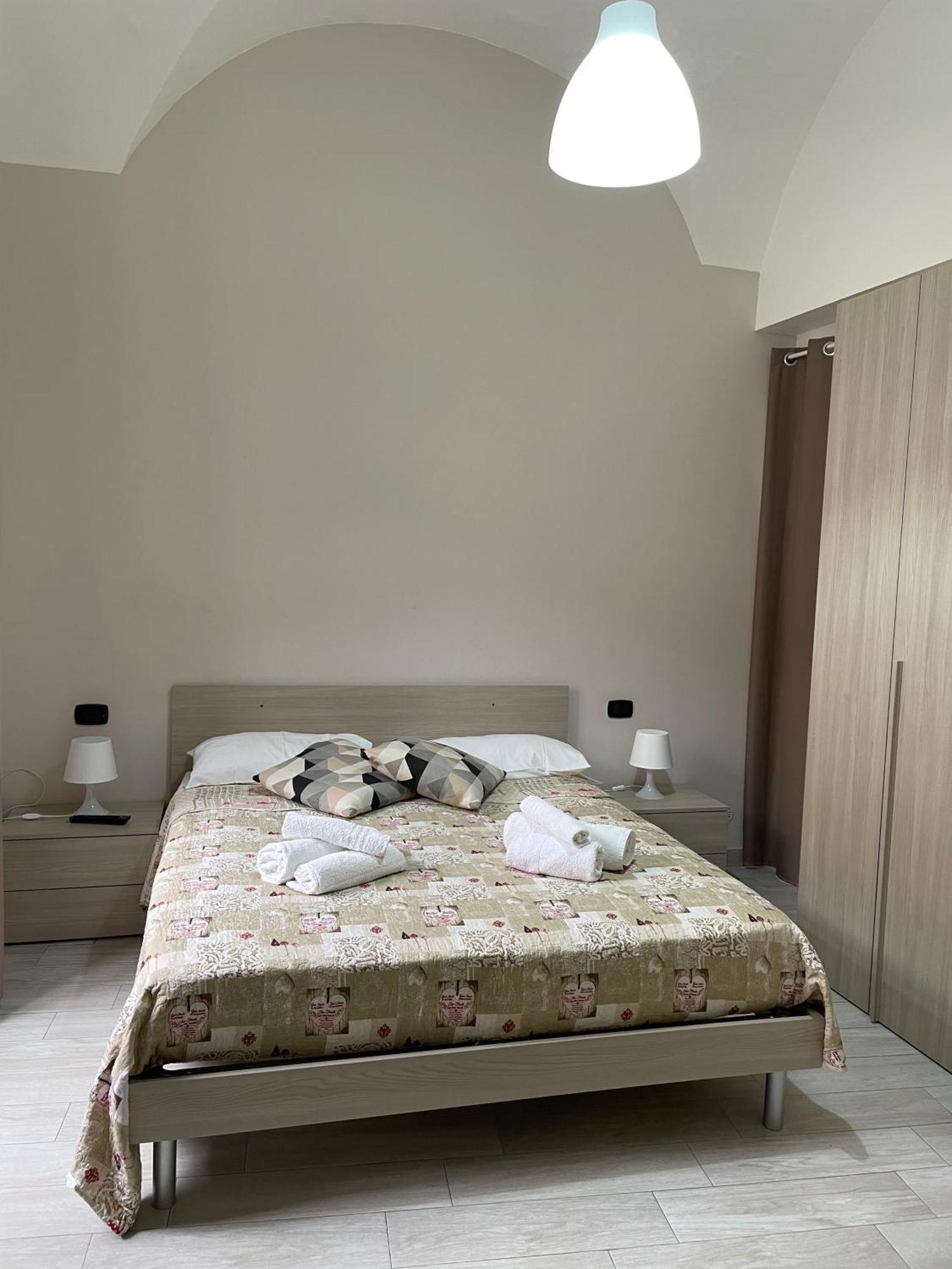 Vittorio Emanuele House Apartment Catania Bagian luar foto